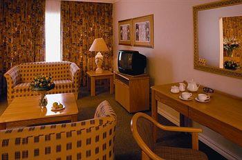 Sentinel Executive Apartment Hotel Pretoria-Noord Esterno foto