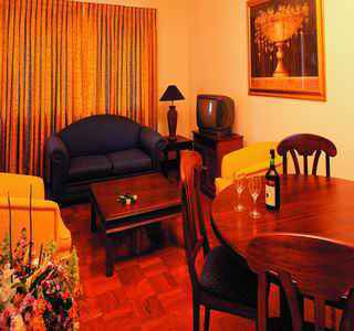 Sentinel Executive Apartment Hotel Pretoria-Noord Esterno foto